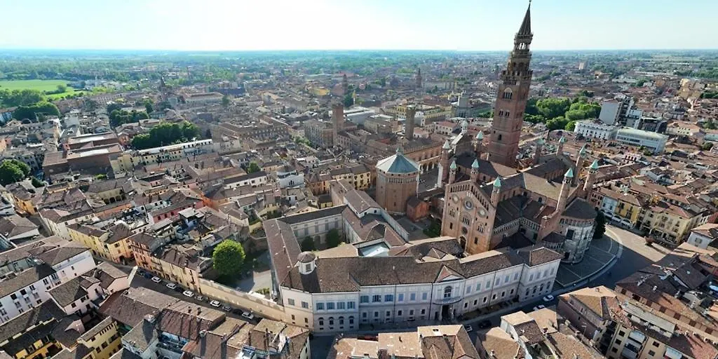 Appartamenti i Liutai Cremona 0*,  Italia